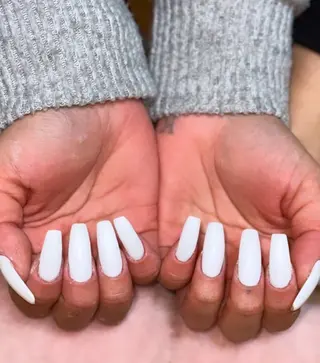 ネイル シャインネイル所属・伊藤 くるみのネイルデザイン