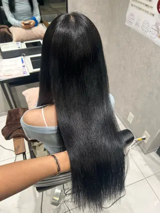 カラー 透明感カラー💙 束感マツエク🪼海月のヘアスタイル