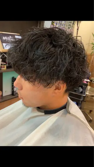 ミディアム パーマ メンズ HAIR BASE ZAWAWA所属・レイヤー/ブリーチ｜ 特殊パーマ/赤澤のヘアスタイル