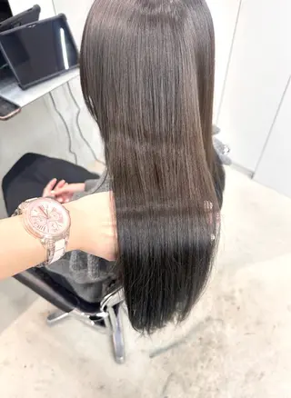 ロング カラー 染谷 遥花のヘアスタイル