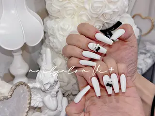 ネイル ✨Nailsalon Vi+✨のネイルデザイン