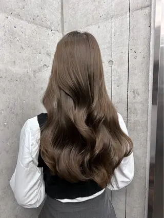 ロング ANLY. 明治神宮前所属・うる艶/透明感カラー 🐇🤍もものヘアスタイル
