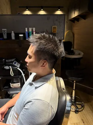 メンズ 湊 聖矢のヘアスタイル