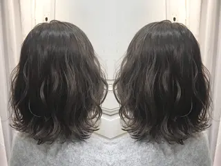 ショート カラー 難波 茜のヘアスタイル