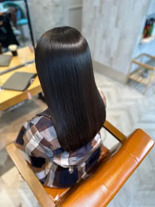 セミロング she2　shinjuku所属・髪質改善/美髪矯正 和田響のヘアスタイル