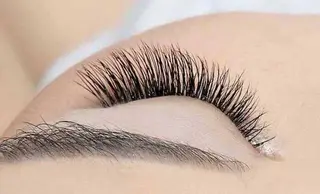 マツエク・マツパ ケイ チャンのネイルデザイン