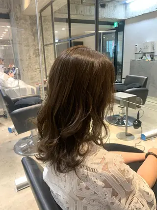 セミロング カラー 🌈艶髪/髪質改善 新宿itouのヘアスタイル