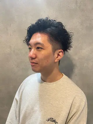 ミディアム パーマ メンズ フリーランスシェアサロンルレイル所属・心斎橋/メンズ /ルレイル/地形真希のヘアスタイル