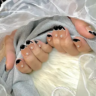 ミディアム Lily. ゆきみのネイルデザイン