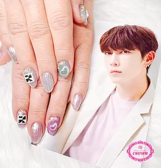 ネイル CROWN プライベートサロンのネイルデザイン