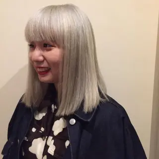 ミディアム カラー ブームボックス所属・🐝ハイトーンカラー hachi🐝のヘアスタイル