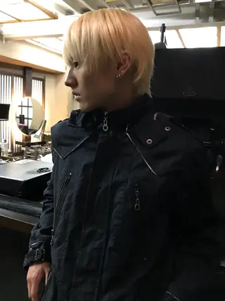 カラー メンズ toshima akariのヘアスタイル