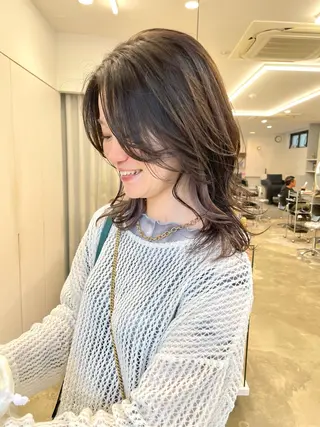 ミディアム カラー pole所属・【pole】 minaのヘアスタイル