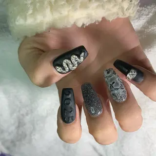 ネイル MHR nailのネイルデザイン