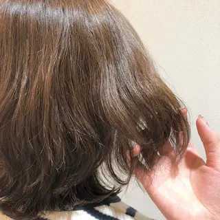 ショート カラー 丸山 明日香のヘアスタイル