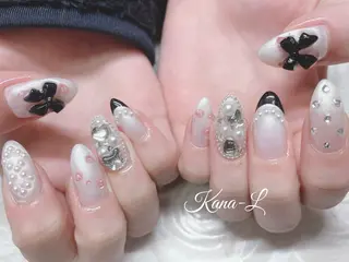 ネイル 芦辺 香奈のネイルデザイン