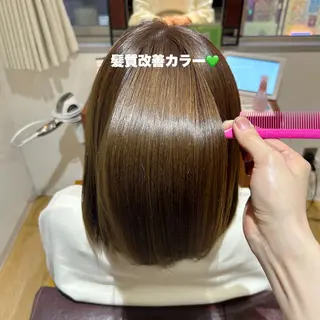 ミディアム A. Seoのヘアスタイル