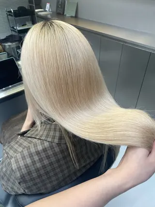 セミロング 🫧バレイヤージュ/ ハイトーン/ミズキのヘアスタイル