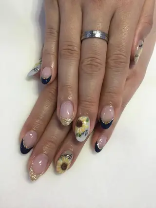 ネイル 💎🐰 saki. m 🐰💎のネイルデザイン