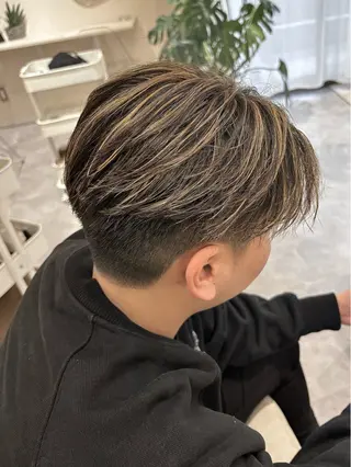 カラー メンズ 増渕 駿介のヘアスタイル