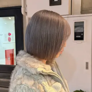 ショート カラー 💫艶ブリーチ特化／ ベージュ💫ユウゴのヘアスタイル