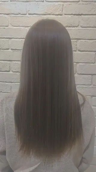 ロング カラー あいだ🐼ミニモ ２月限定クーポン配信のヘアスタイル