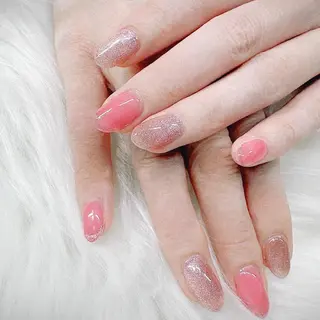 ネイル 伊藤 アップネイルのネイルデザイン