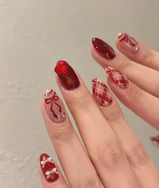 ネイル JISOO ANA.CHUOのネイルデザイン