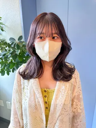 ミディアム レイヤーカット/艶カ ラー/chihiroのヘアスタイル