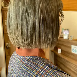 ショート うる艶レイヤーカット hinakoのヘアスタイル