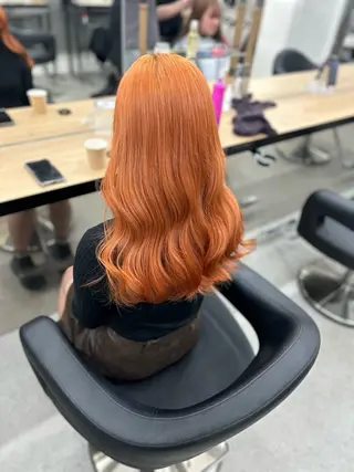 ロング カラー ヘアアレンジ トレンドモテカラー 🩷色落ちまで可愛くのヘアスタイル