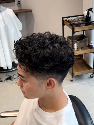 ショート Groomers Tokyo所属・大山慧也/メンズ/ フェード/バーバーのヘアスタイル