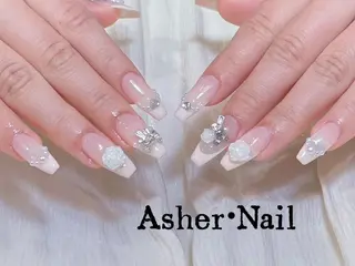 ネイル Mio ⛱のネイルデザイン