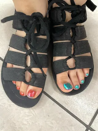 ネイル 個性派ネイル 🌼 ハルカ ♡の眉毛・アイブロウイメージ