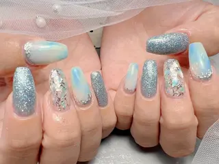 ネイル マジックミラー所属・マジック ミラーのネイルデザイン