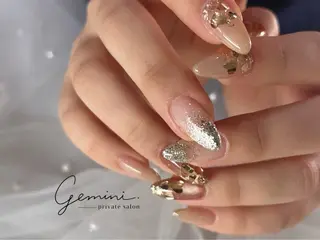 ネイル Gemini. 【ジェミニ】のネイルデザイン