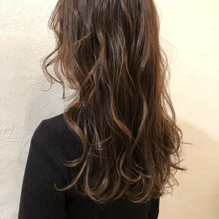 セミロング カラー ヘアアレンジ BRUNTJET所属・MAEDA MADOKAのヘアスタイル