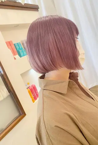 ショート カラー grand juteのヘアスタイル
