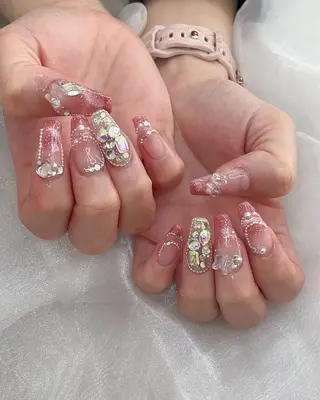 ネイル 五十嵐 美智のネイルデザイン