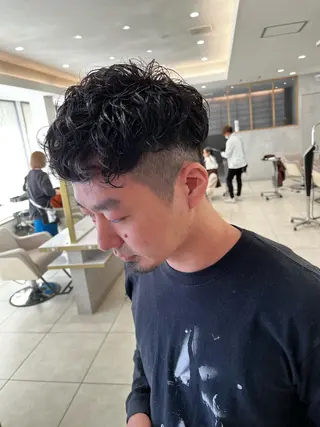 パーマ 吹田 駿 髪質改善縮毛矯正のヘアスタイル
