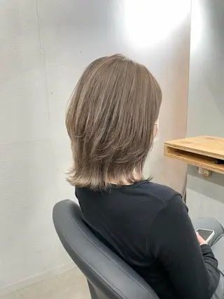 ミディアム ひより ／Nのヘアスタイル