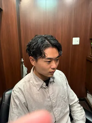ミディアム メンズ ヒロ銀座ヘアーサロン西口店所属・佐々木 斗磨のヘアスタイル