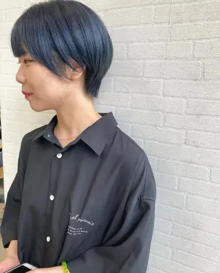 ショート カラー 初めてのショート お任せください✂️のヘアスタイル