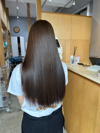 ミディアム miloc MOMOKAのヘアスタイル