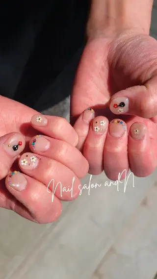 ネイル and Nのネイルデザイン