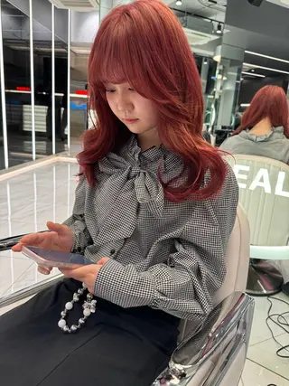 セミロング REDEAL SHIBUYA所属・maya/レイヤー カット/ミインパーマのヘアスタイル