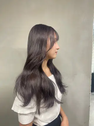 ロング カラー ワンホンレイヤー 福岡天神RAIRAのヘアスタイル