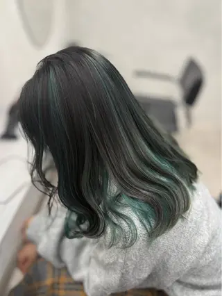 セミロング 🍎森貝洋亮🍎 ブリーチカラー特化のヘアスタイル