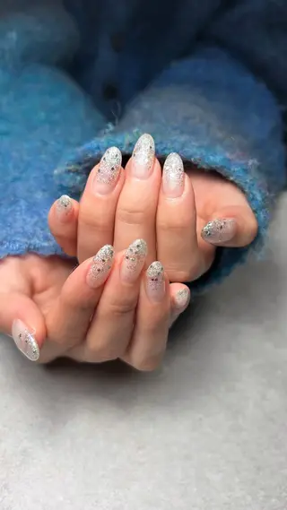 ネイル 関山 志乃のネイルデザイン