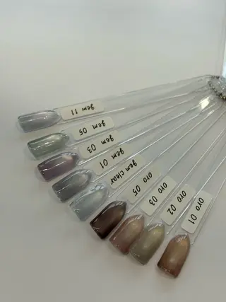 ネイル LELLE所属・LELLE ぴすのネイルデザイン